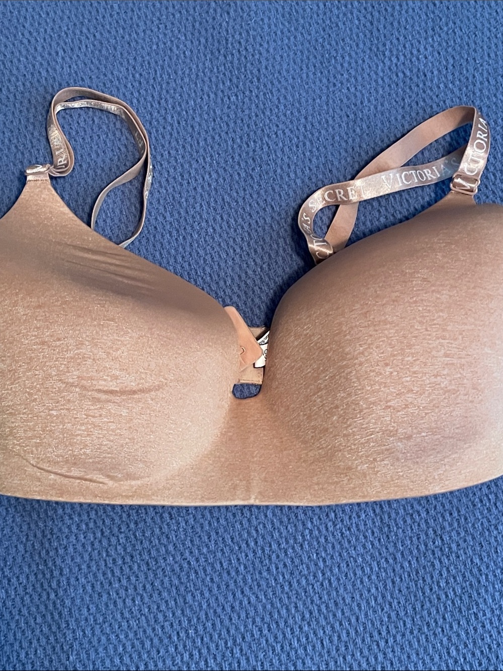 34ddd tan Victoria secret bra wireless